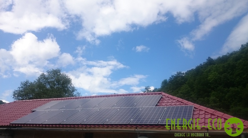 Sistem fotovoltaic OutbackPower Hibrid 9kW trifazic